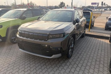 First Edition, Pakiet Premium, Pakiet ADAS