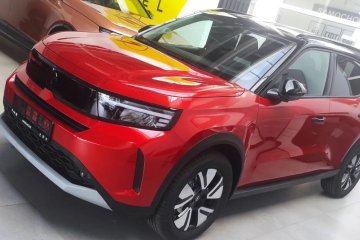 Nowy Opel Frontera - E  GS 113 KM, 44kWh