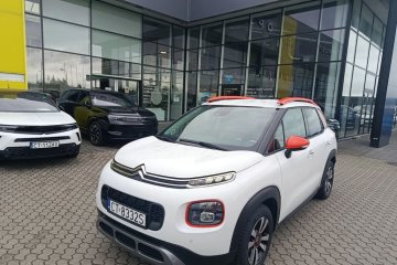 Pierwszy właściciel. Salon Polska