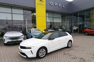 Pierwszy właściciel. Salon Polska