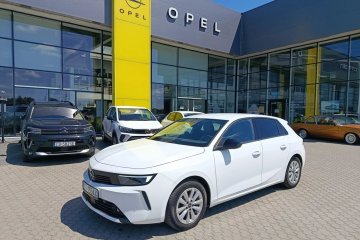 Pierwszy właściciel. Salon Polska
